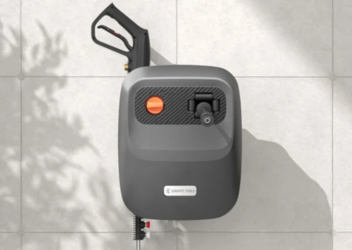 Wall mounted G20 pressure washer