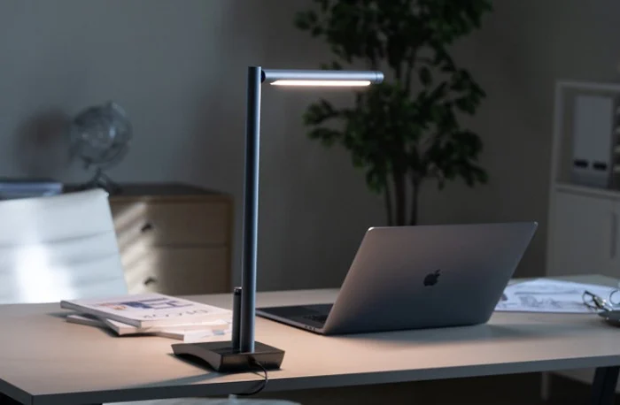 BORING LED modular desk lamp with fast wireless charger