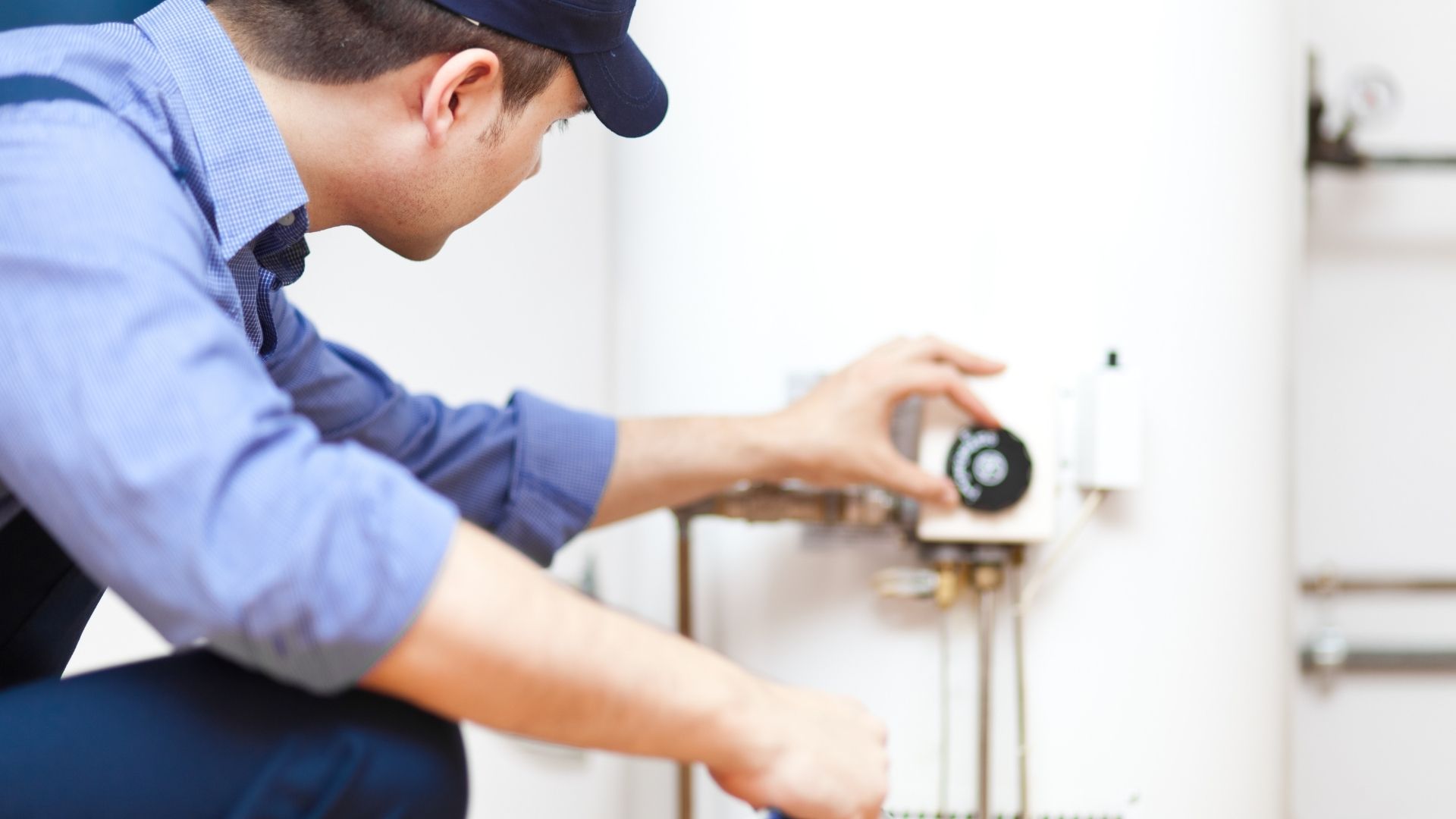 The Choice Between Repairing or Replacing Your Water Heater