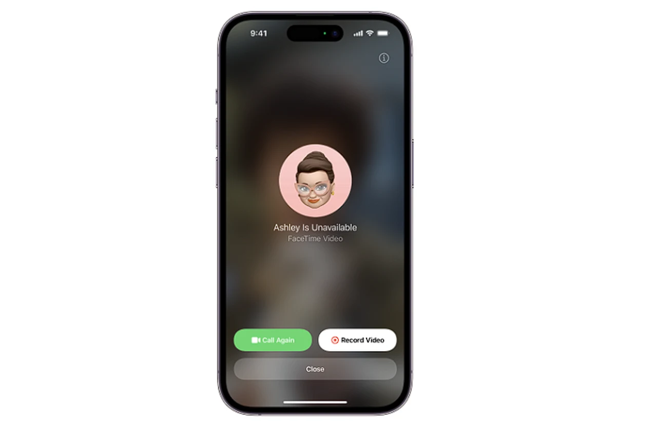 iPhone recording a video message screen when the person you’re calling is unavailable. With a Call Again button and a Record Video that allows you to record a video message