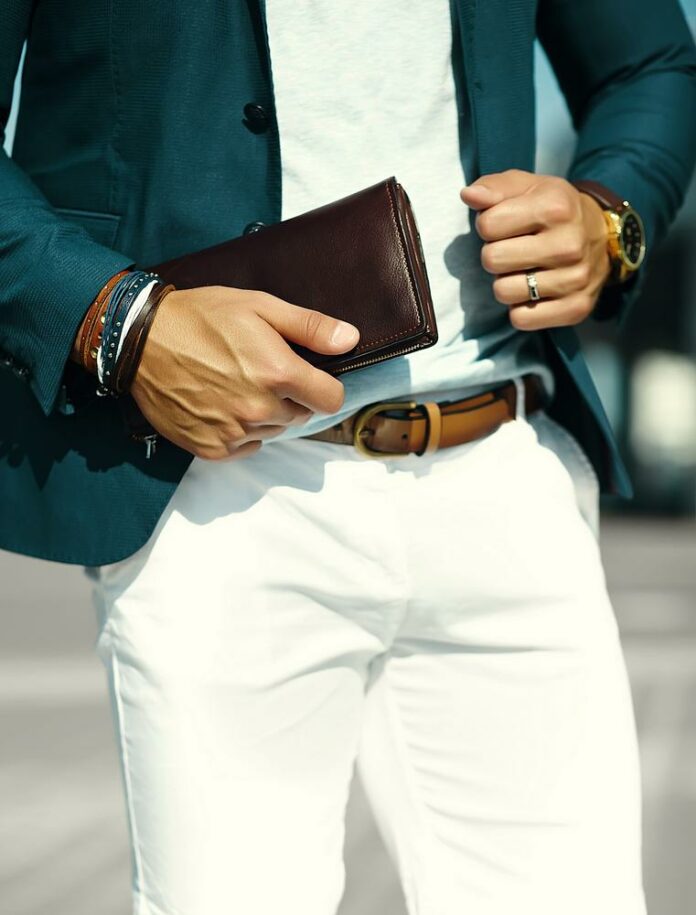 How to Master the Smart Casual Dress Code for Men