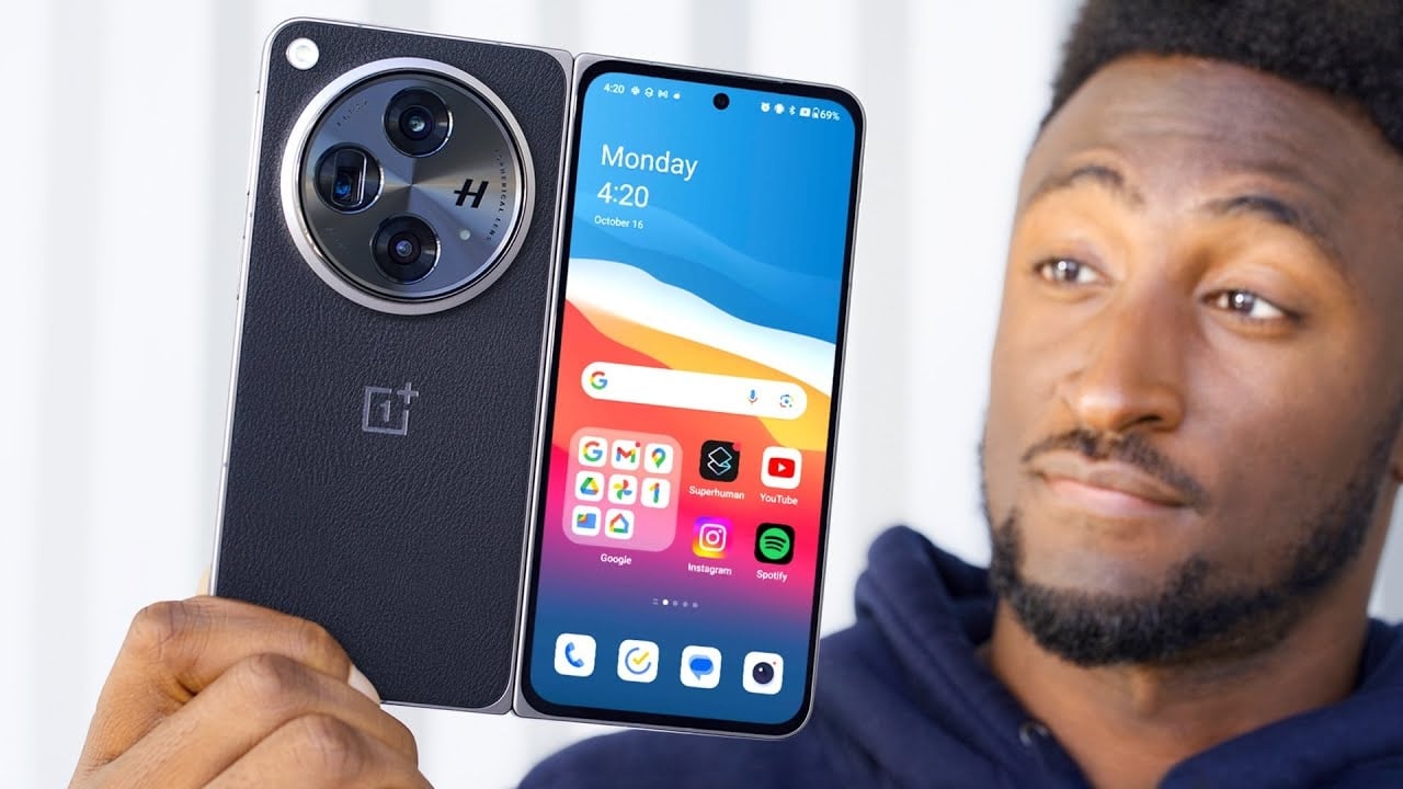 What is the new OnePlus Open smartphone like? (Video)