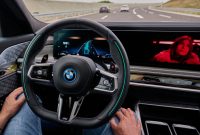 BMW to bring hands free driving to the UK next year