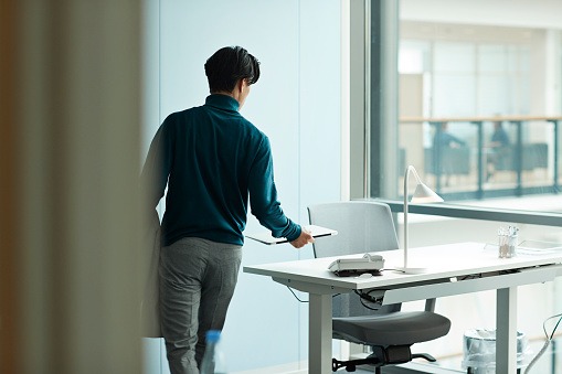 Unlocking office efficiency: the power of desk booking systems