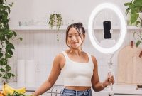 Lume Cube Ring Light Pro wireless phone lighting system