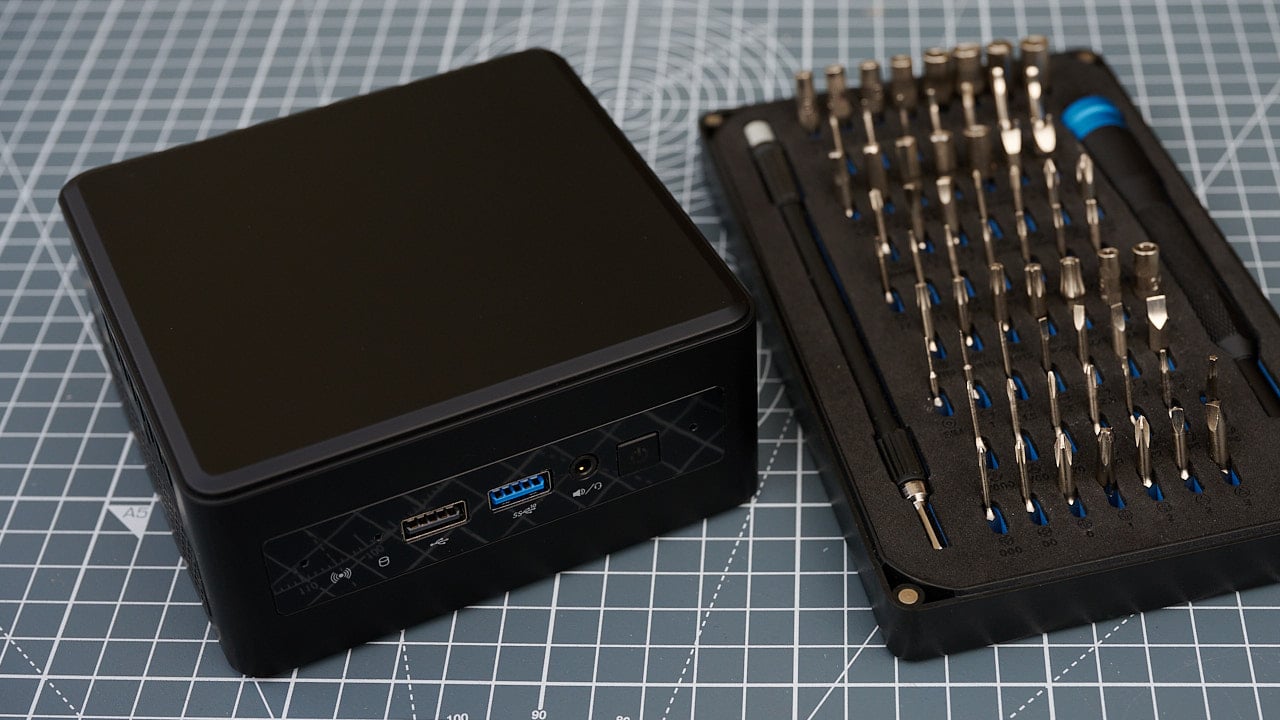 Simply NUC Onyx Intel i9 Windows 11 small form factor PC review