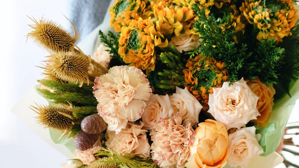 What mistakes to avoid when buying flowers online?