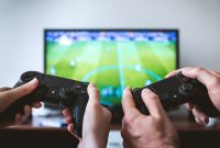 Discover How to Play More and Spend Less in the World of Online Gaming