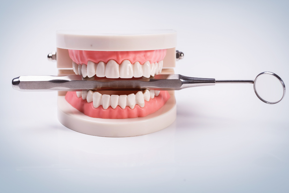 Mail-In Denture Repair Services: Restoring Your Smile from Home