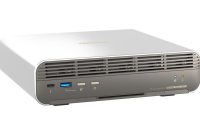 QNAP TBS-h574TX Thunderbolt 4 all-flash NAS Book