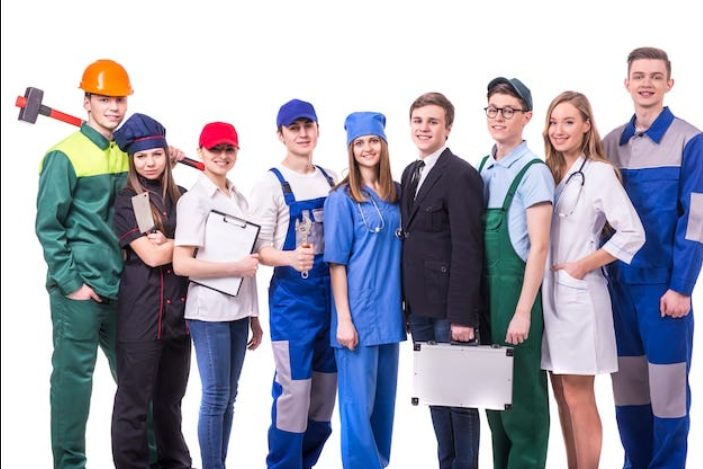 The Impact of Custom Workwear on Company Culture