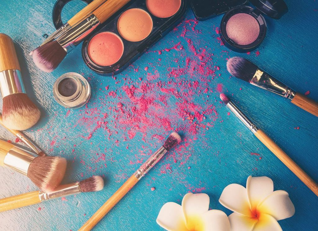 Exploring The World Of Makeup Tools And Accessories