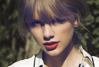 Unlock Your Inner Artist: Transform Taylor Swift Lyrics into Stunning Visuals with AI!