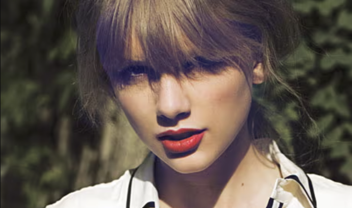 Unlock Your Inner Artist: Transform Taylor Swift Lyrics into Stunning Visuals with AI!