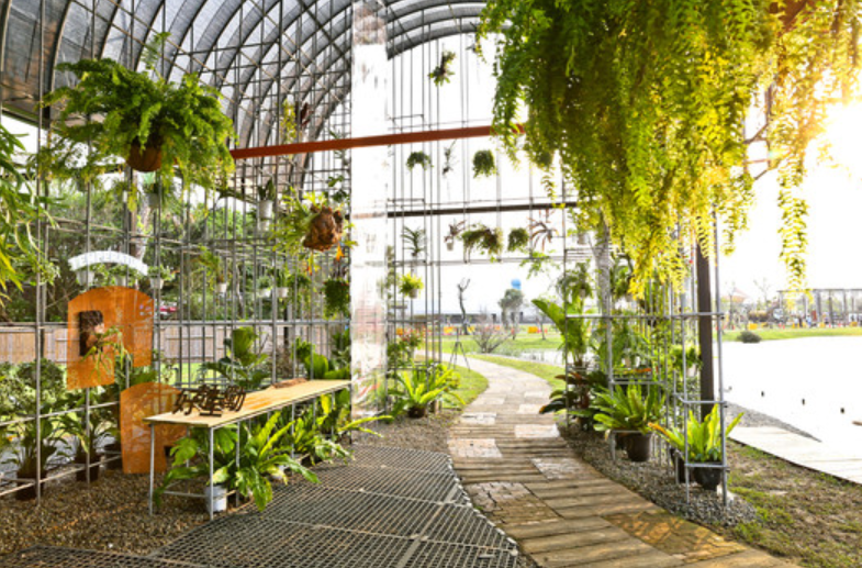 Why Architectural Greenhouses are Essential for Climate-Responsive Architecture