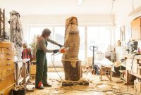 Chainsaw Crafting: A New Wave in Sculptural Art