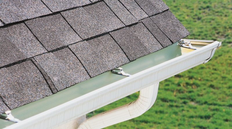 How to Choose the Right Gutter Materials for Your Climate