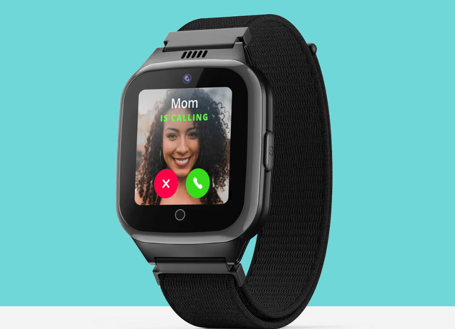 Connecting Safely: Smart Watches for Kids with Calling Features