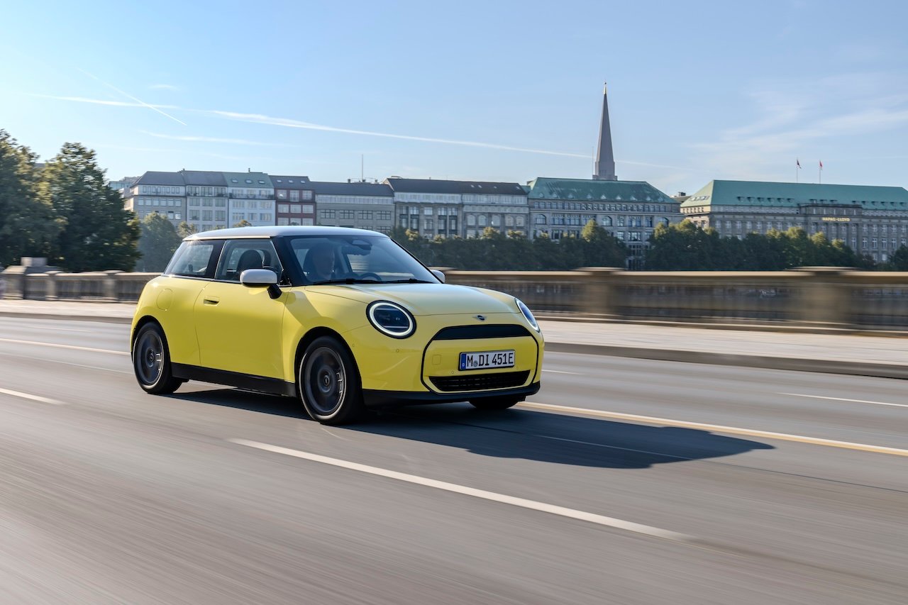 New Mini Cooper E Classic Trim unveiled