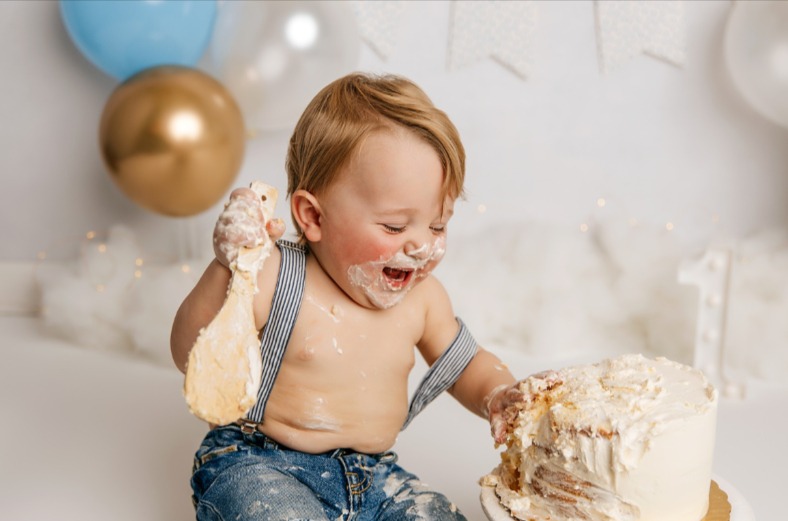 What Is Cake Smash Photography? Why Should You Do It?