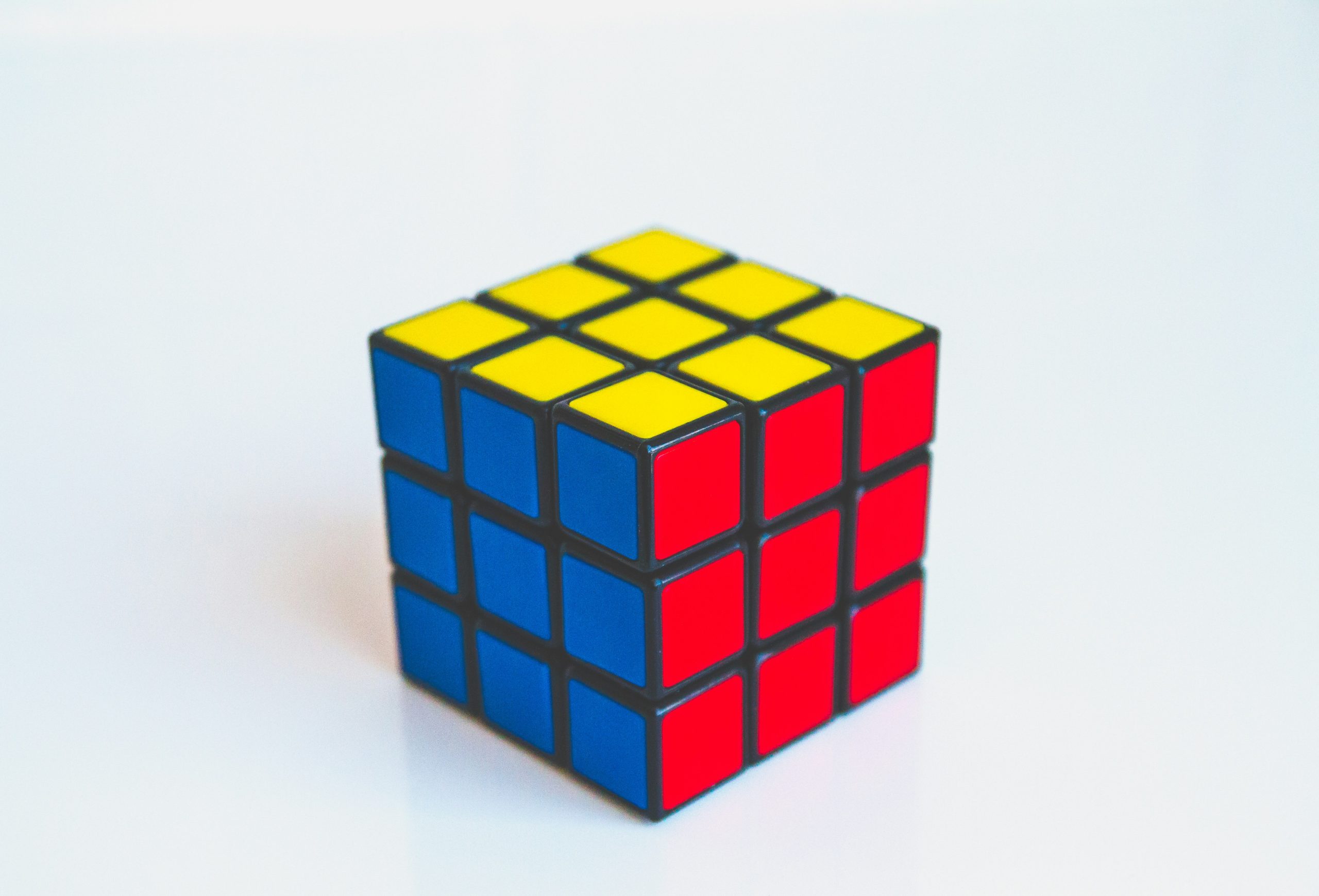 Key Factors to Consider When Choosing a Suitable Cubing Store in 2024