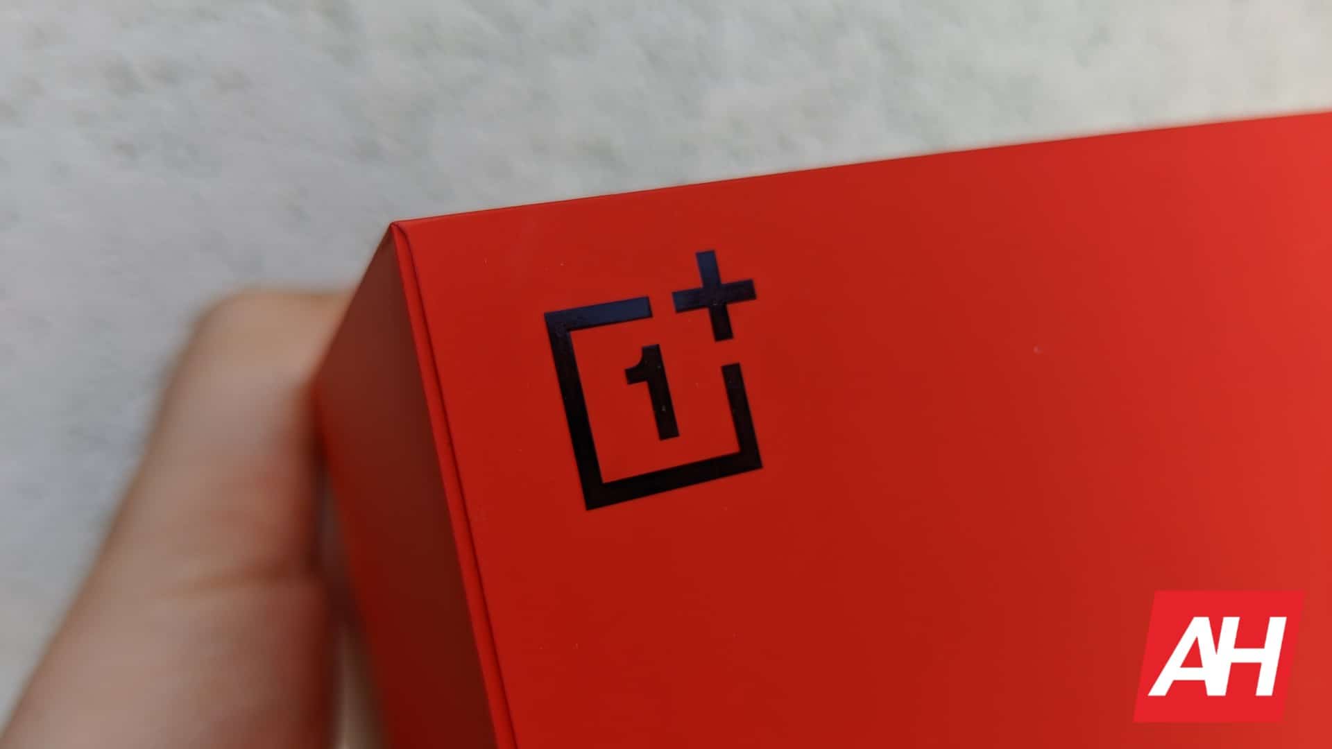 Alleged OnePlus 13 render appears, but it’s probably fake